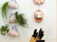 Hometalk Shawna Bailey Indoor Herb Garden